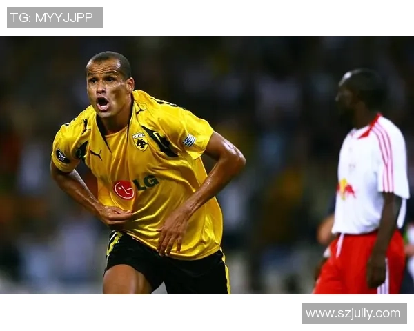 历届足球明星绰号大盘点揭秘他们背后的故事与传奇